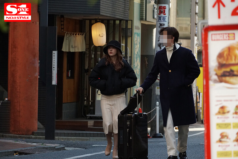 三上悠亜のサンプル